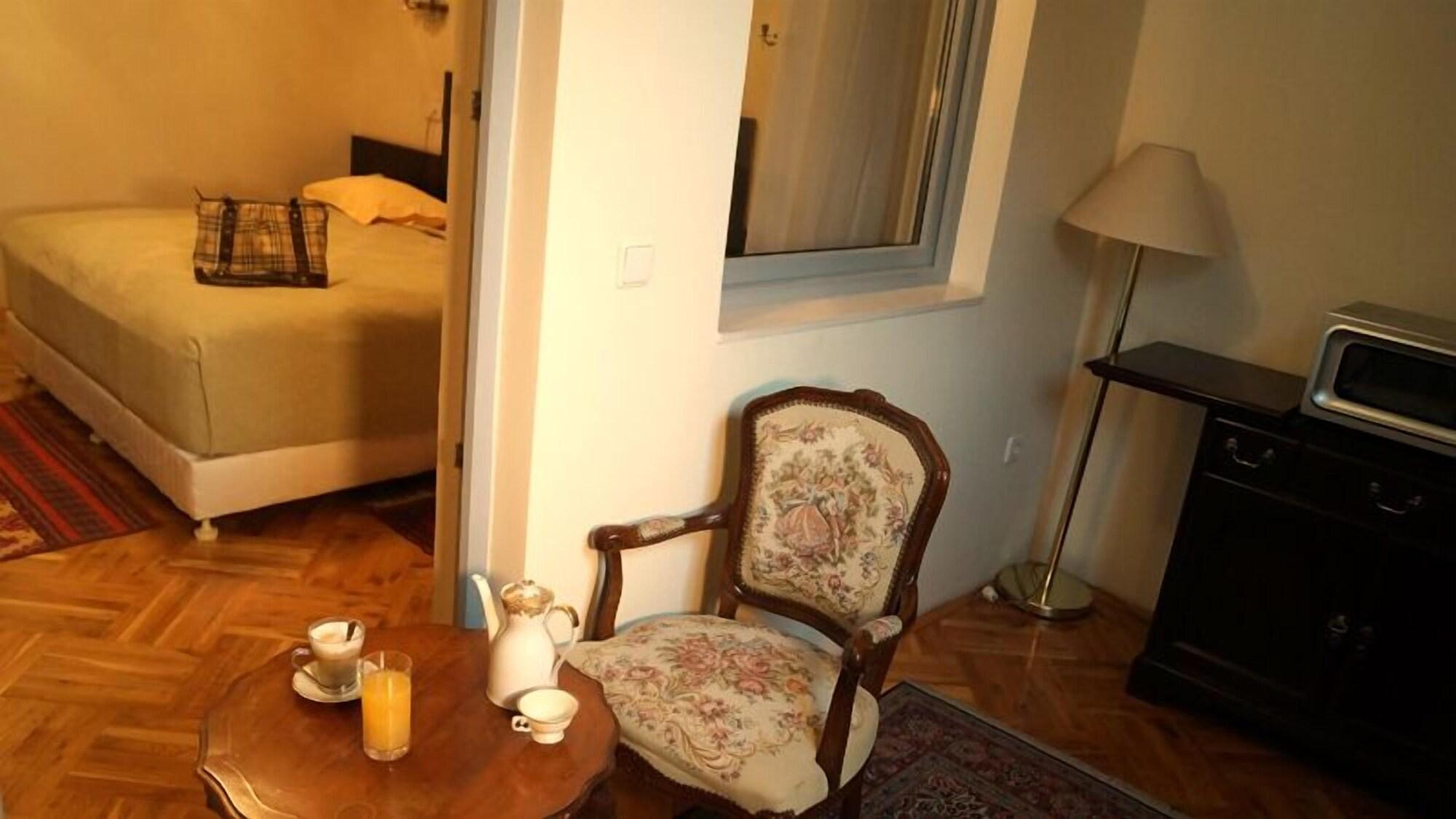 Hotel Octagon Sarajevo Buitenkant foto