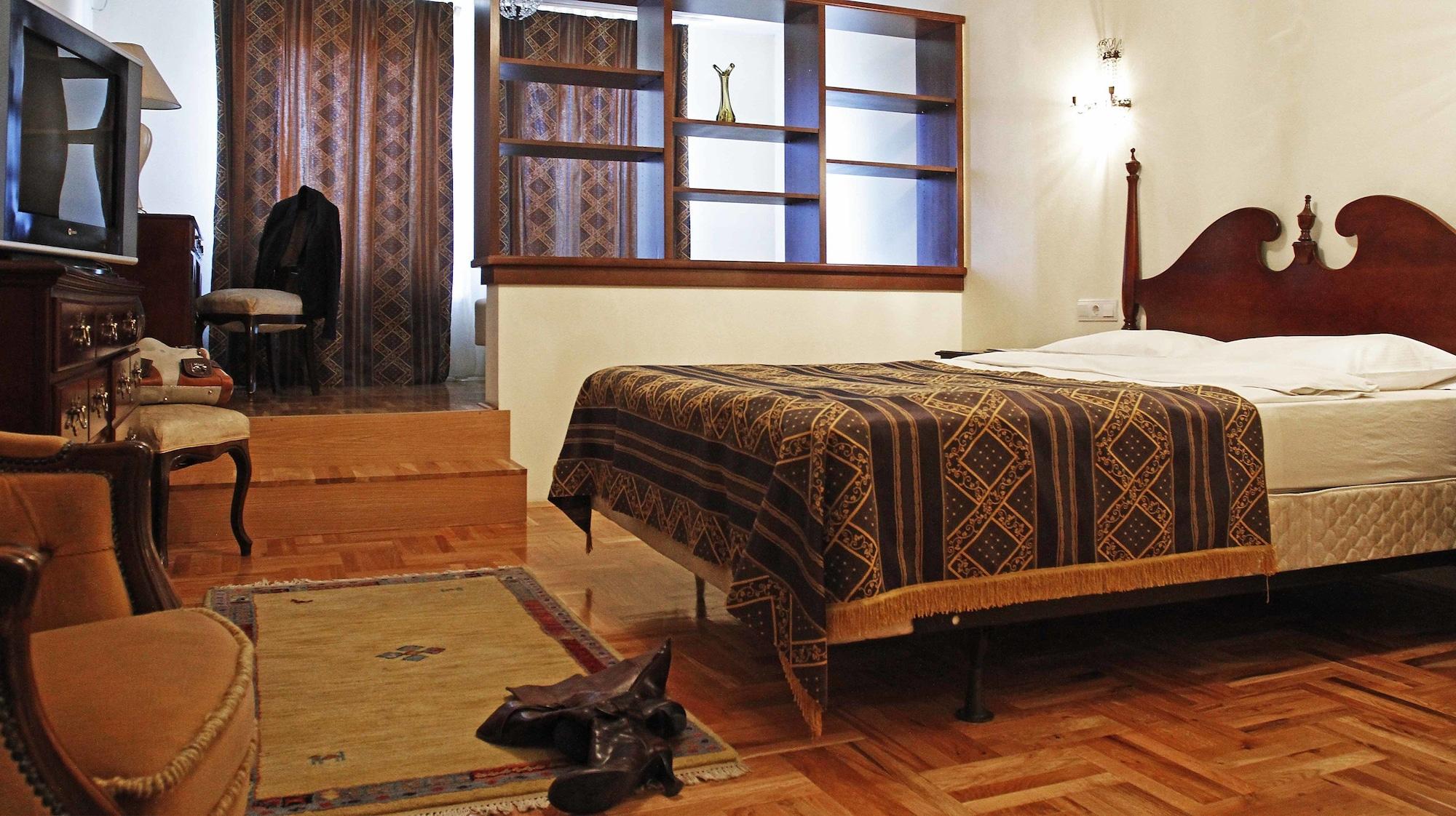 Hotel Octagon Sarajevo Buitenkant foto