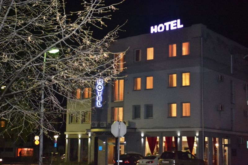 Hotel Octagon Sarajevo Buitenkant foto